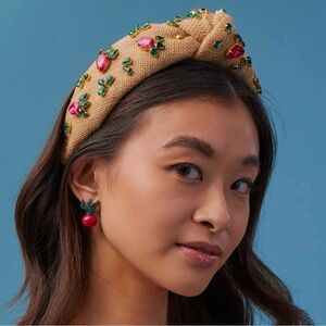 NWT Lele Sadoughi Crystal Radish Knotted Headband!!